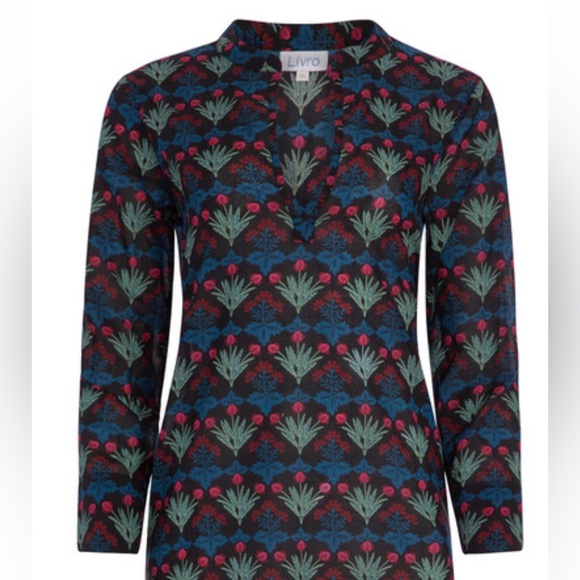 XS Livro Classic Kurta (Maxi Length) in Black Bouquet - Picture 2 of 3